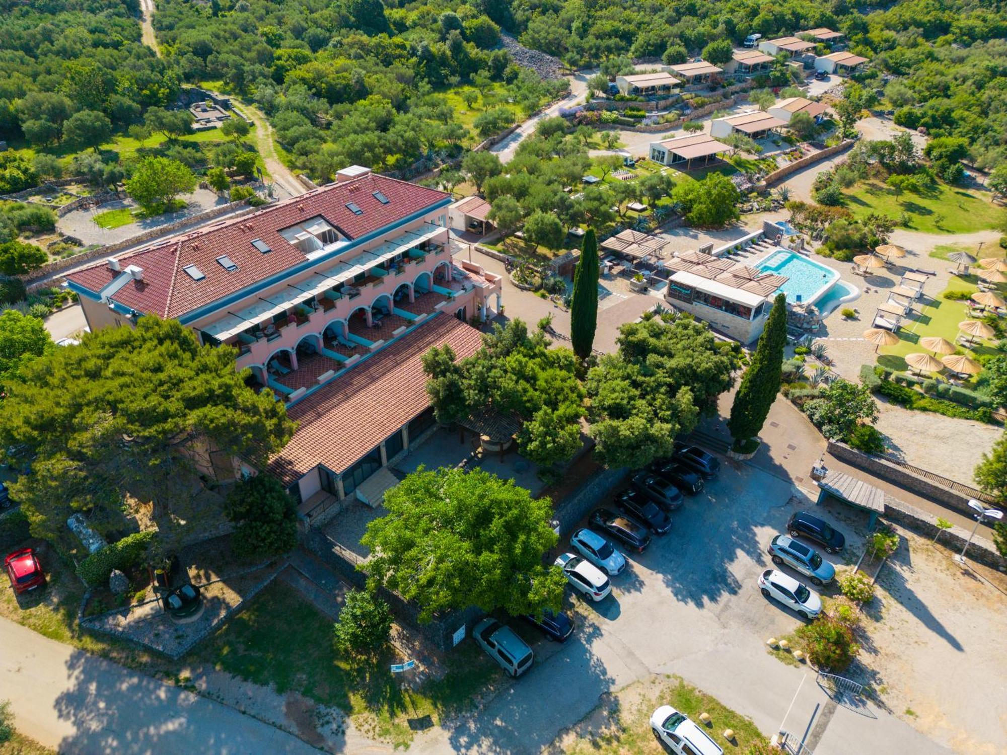Kanajt Hotel